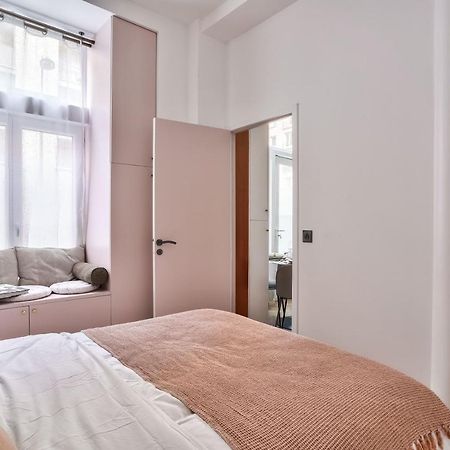New Eiffel Tour ! Splendid Apartments In The Heart Of Paris Exterior foto